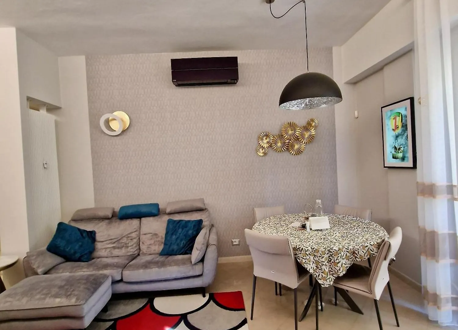 Novoli Chic: Cuore Di Firenze Lägenhet Florens
